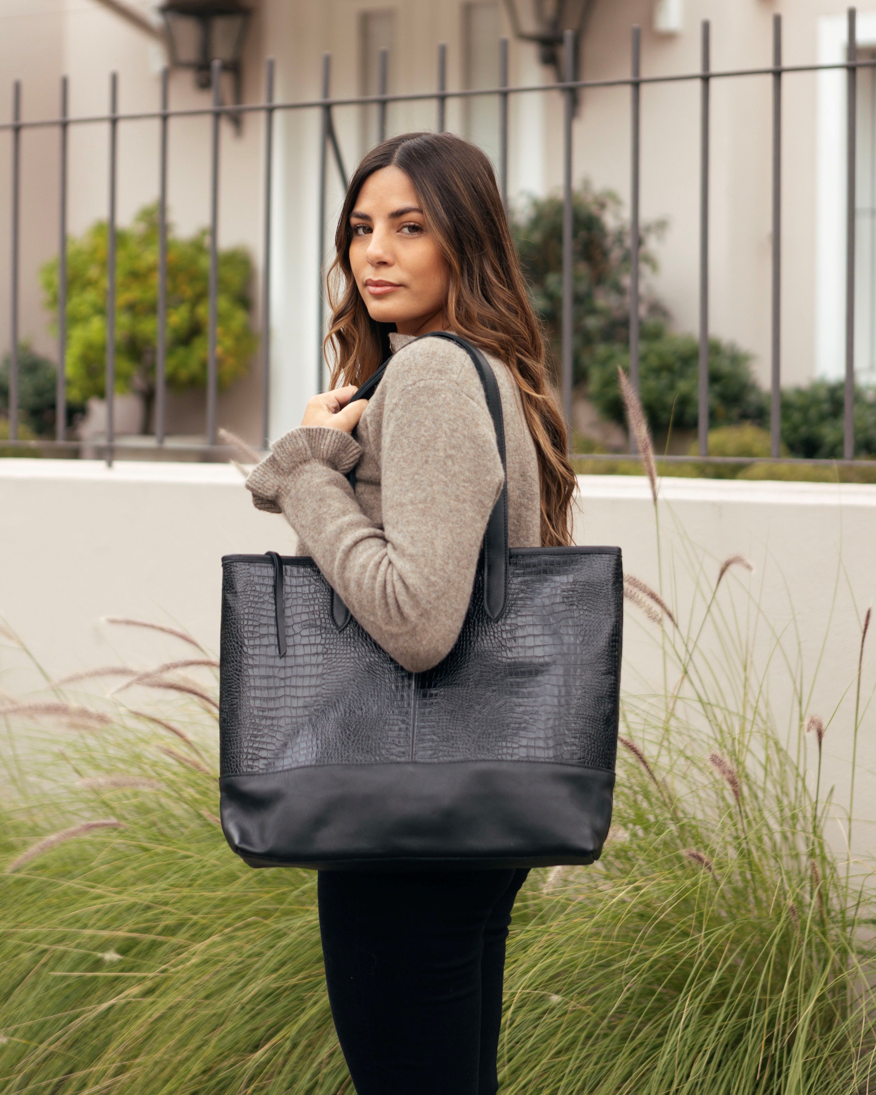 Cartera Aurora - Negro