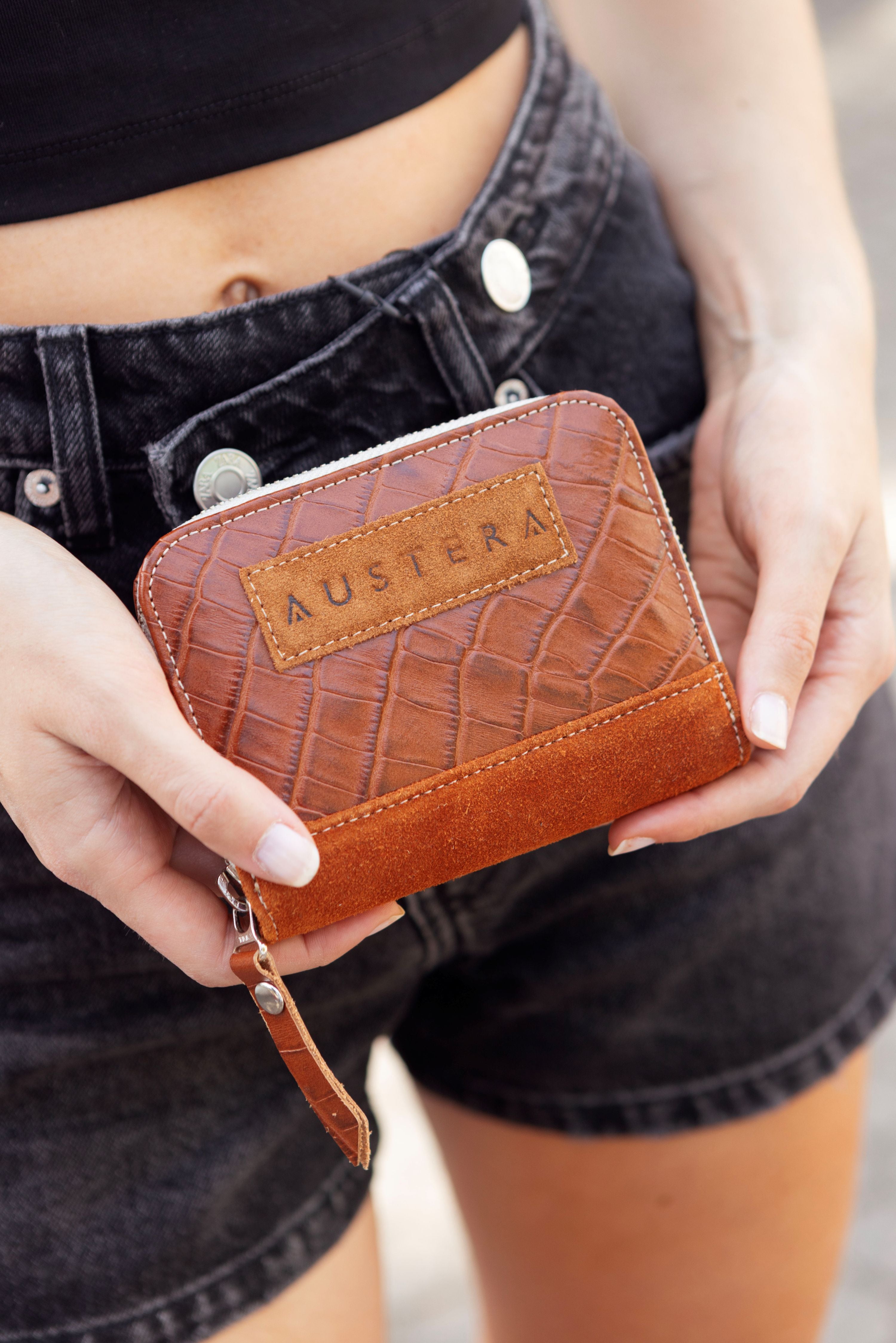 Billetera Chica con Cierre - Croco Marrón