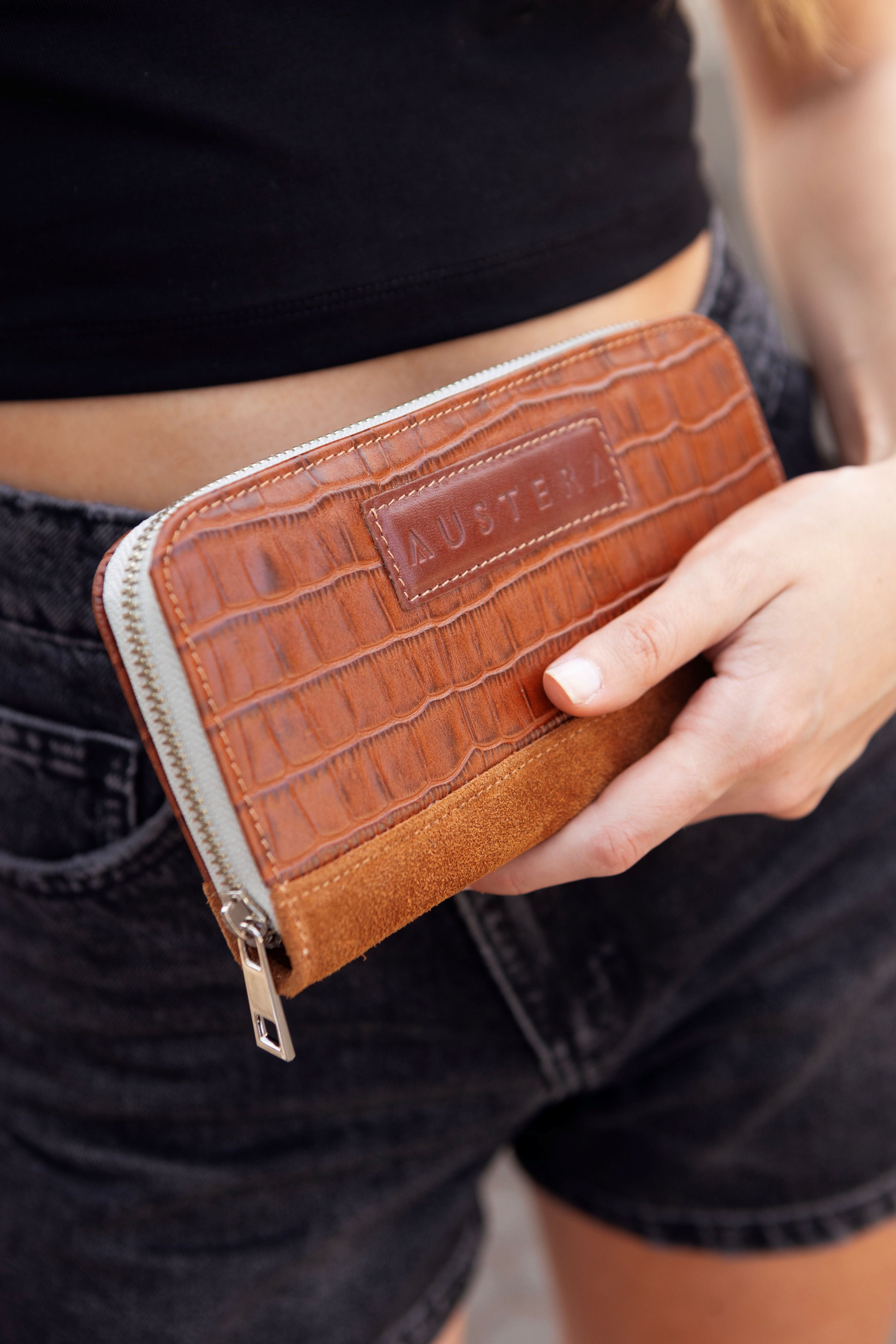 Billetera Mediana con Cierre - Marrón Croco