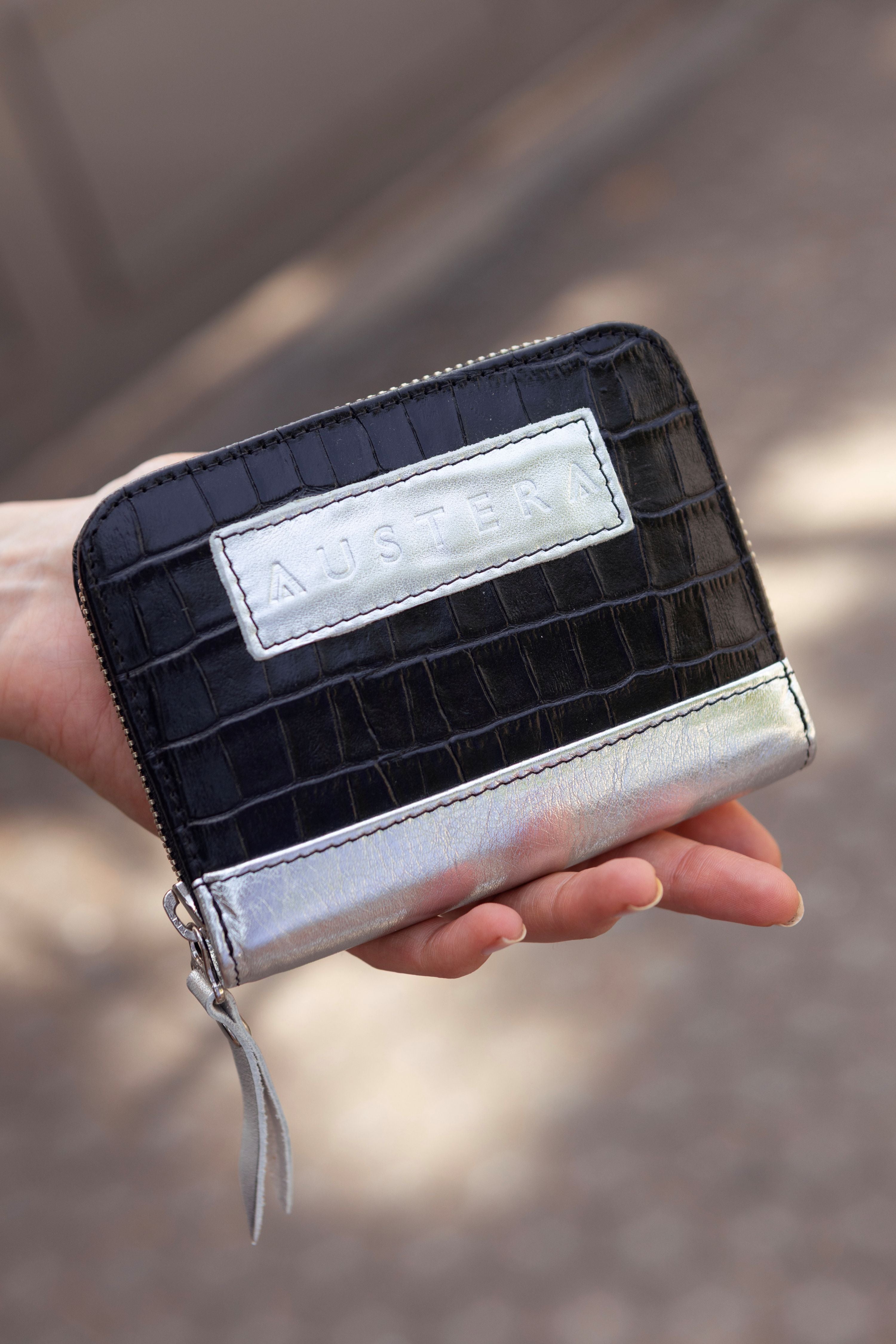 Billetera Chica con Cierre - Negro / Plata